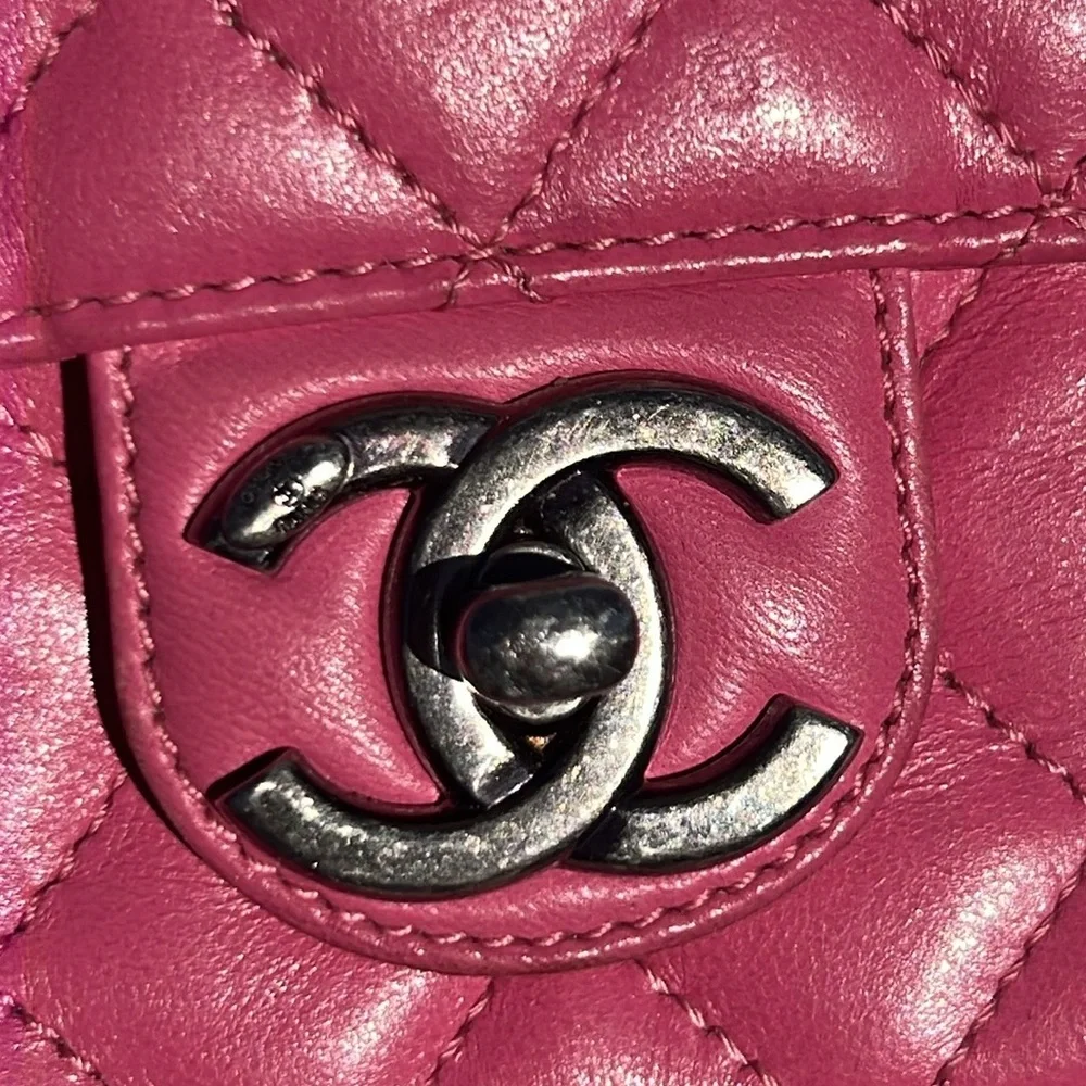 Authentic CHANEL Lambskin Quilted Mini Crossing Flap Pink
